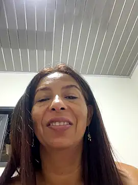 Snapshot of maleja23 chatting on 11-03-25, 01:26 maleja23 online show from 11-03-25, 01:26