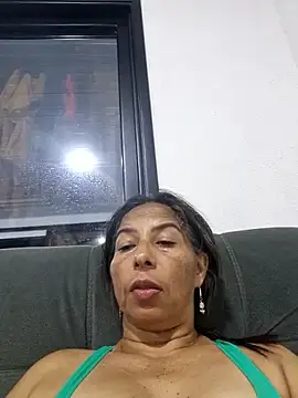 Snapshot of maleja23 chatting on 10-07-25, 02:01 maleja23 online show from 10-07-25, 02:01