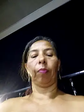 Snapshot of maleja23 chatting on 10-05-25, 11:17 maleja23 online show from 10-05-25, 11:17