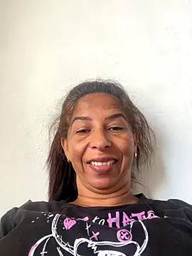 Snapshot of maleja23 chatting on 11-26-25, 01:11 maleja23 online show from 11-26-25, 01:11