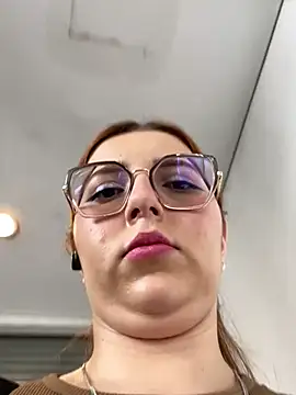 CoraVibes online show from 03-04-26, 05:53