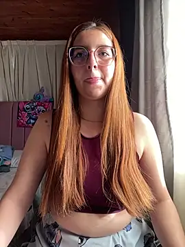 CoraVibes online show from 05-19-26, 12:23