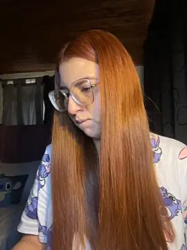 CoraVibes online show from 12-20-25, 11:57