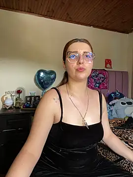 CoraVibes online show from 03-10-26, 08:57