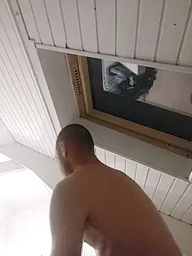 Snapshot of Hahahhdsj112 chatting on 10-11-25, 08:10 Hahahhdsj112 online show from 10-11-25, 08:10