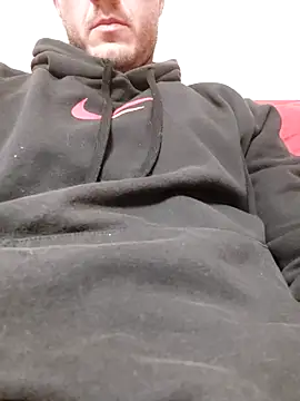 Snapshot of Hahahhdsj112 chatting on 11-07-25, 07:18 Hahahhdsj112 online show from 11-07-25, 07:18