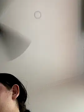 Kuromy x online show from 10-22-25, 06:40