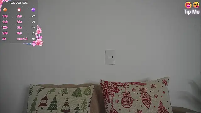 Roxybeautyy online show from 01-13-26, 09:46