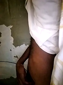 Snapshot of Bennteny67 chatting on 10-15-25, 08:50 Bennteny67 online show from 10-15-25, 08:50