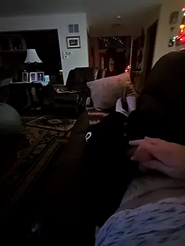 Snapshot of Ricotta1 chatting on 12-17-25, 02:27 Ricotta1 online show from 12-17-25, 02:27