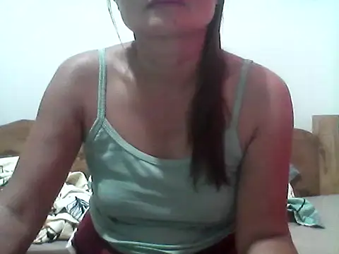 Snapshot of nathalie0045 chatting on 01-15-26, 10:57 nathalie0045 online show from 01-15-26, 10:57