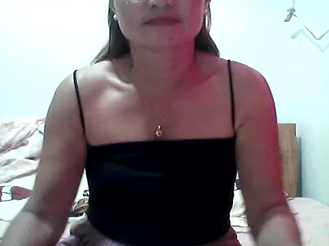 nathalie0045 online show from 09-28-25, 10:28