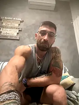 GmGit online show from 10-26-25, 04:24