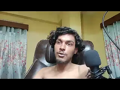 Snapshot of thecatfish chatting on 09-14-25, 05:02 thecatfish online show from 09-14-25, 05:02