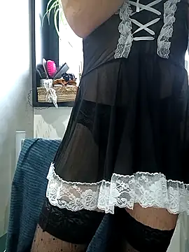 PrettyBoyNickyxh online show from 11-10-25, 09:47