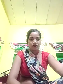 Snapshot of Seema_guptaji chatting on 07-15-26, 11:28 Seema guptaji online show from 07-15-26, 11:28