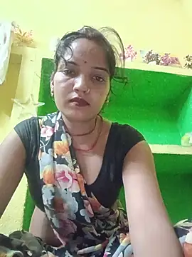 Snapshot of Seema_guptaji chatting on 07-03-26, 04:24 Seema guptaji online show from 07-03-26, 04:24
