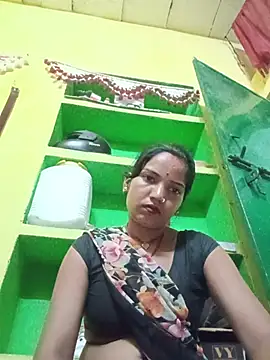 Snapshot of Seema_guptaji chatting on 07-01-26, 08:03 Seema guptaji online show from 07-01-26, 08:03
