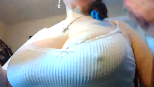 sharoldfox19 online show from 02-10-26, 05:34