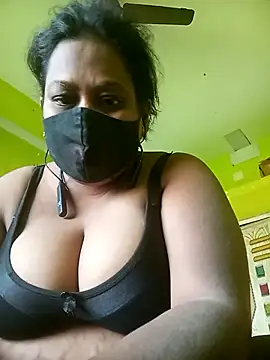 Snapshot of KITTUAAA chatting on 11-10-25, 07:24 KITTUAAA online show from 11-10-25, 07:24