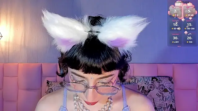 Lexyy Bluee online show from 11-17-25, 03:05