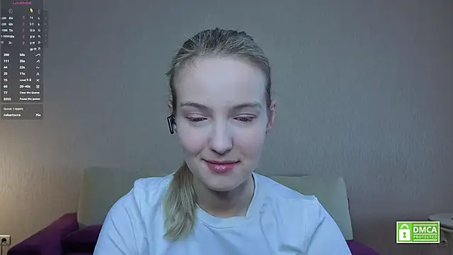 Snapshot of HongTomczak chatting on 06-11-26, 07:05 HongTomczak online show from 06-11-26, 07:05