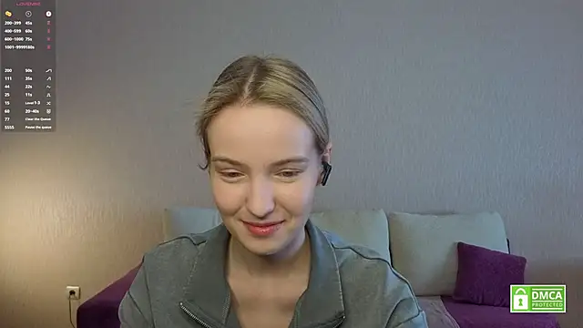 Snapshot of HongTomczak chatting on 06-30-26, 06:35 HongTomczak online show from 06-30-26, 06:35