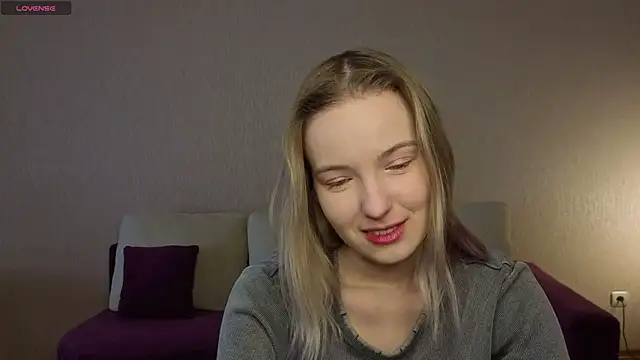 HongTomczak online show from 04-13-26, 07:45