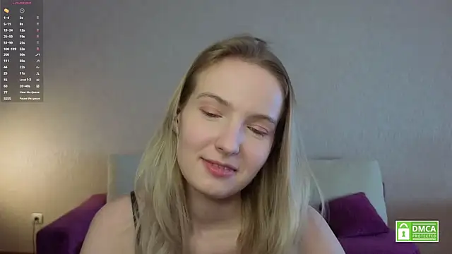 HongTomczak online show from 05-18-26, 07:46
