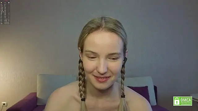 Snapshot of HongTomczak chatting on 07-20-26, 10:39 HongTomczak online show from 07-20-26, 10:39