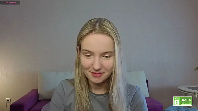 Snapshot of HongTomczak chatting on 07-03-26, 07:37 HongTomczak online show from 07-03-26, 07:37