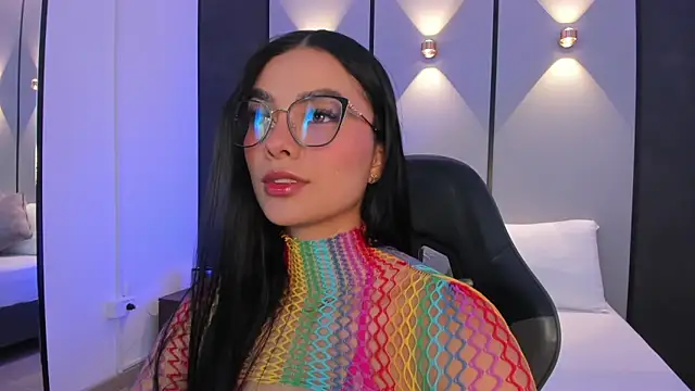 emily tolson online show from 05-04-26, 07:39