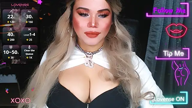 Snapshot of xHugeHarleySelfsuckerx chatting on 10-22-25, 04:45 xHugeHarleySelfsuckerx online show from 10-22-25, 04:45