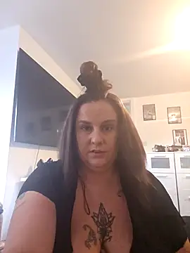 Biggtitz121 online show from 10-22-25, 12:59