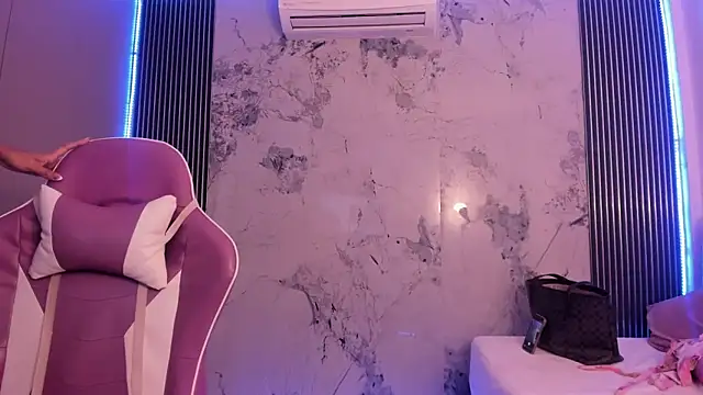 Mia Duarte1 online show from 03-01-26, 08:03