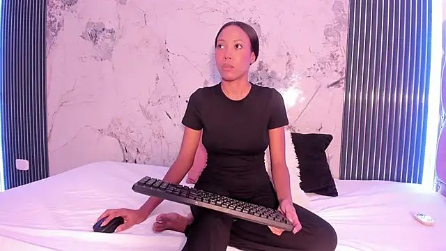 Mia Duarte1 online show from 10-23-25, 07:23