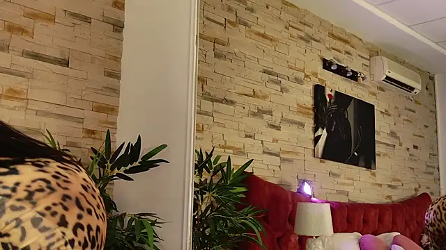 LeyaGoddess online show from 09-12-25, 07:35