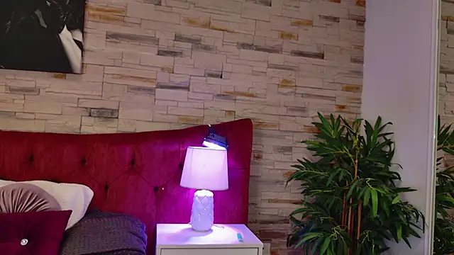 LeyaGoddess online show from 10-10-25, 07:36