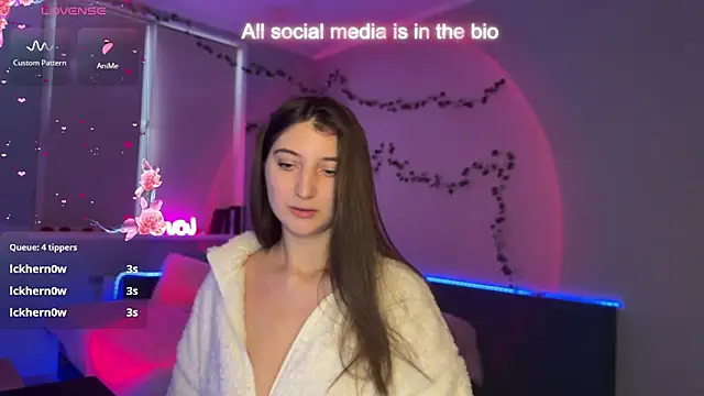 kitty kristy1 online show from 04-18-26, 03:47