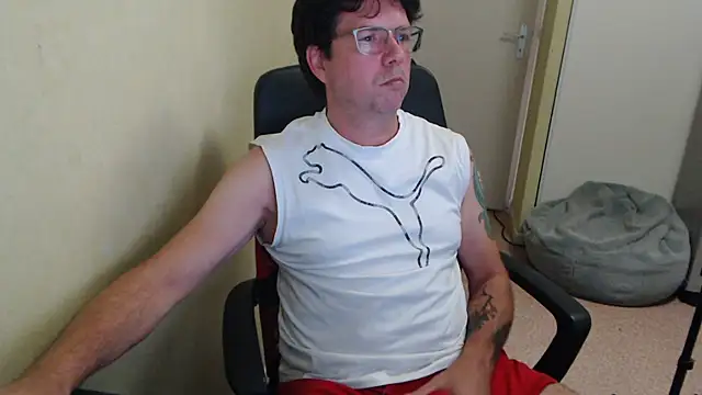 blueandwhite1 online show from 07-28-26, 03:21