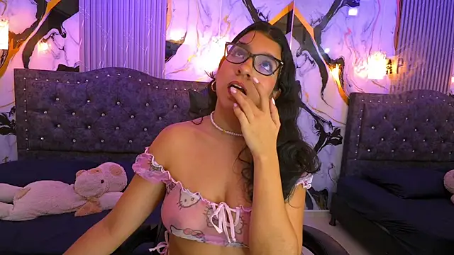 GiaCutee online show from 04-10-26, 03:13