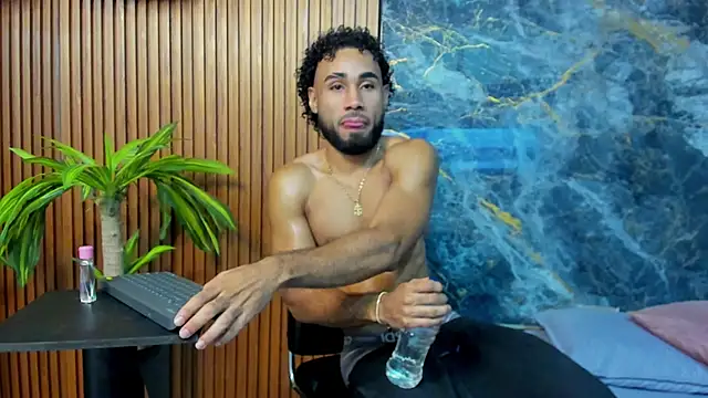 luca flame online show from 10-12-25, 01:07