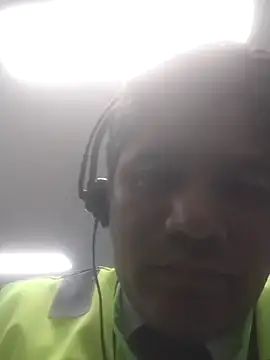 Snapshot of danigarci2307 chatting on 09-12-25, 09:25 danigarci2307 online show from 09-12-25, 09:25