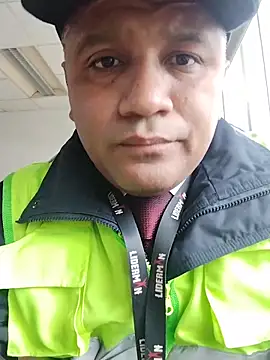 danigarci2307 online show from 11-01-25, 07:41