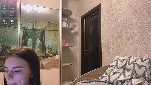 TianaWidell online show from 10-15-25, 01:08