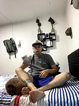 Snapshot of Jaguer2213 chatting on 11-04-25, 03:21 Jaguer2213 online show from 11-04-25, 03:21