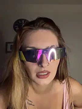 Sexy Bulgarian woman online show from 09-13-25, 09:59