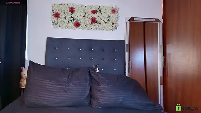 madisonwalkeeer online show from 10-04-25, 04:41