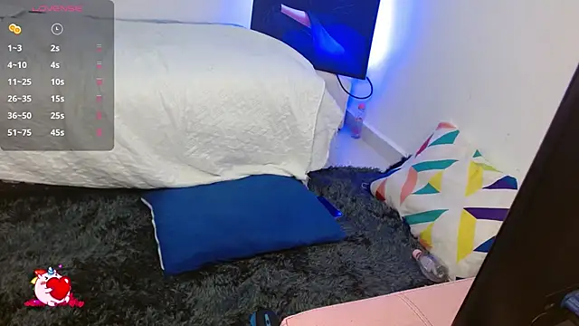 Kayla21  online show from 12-20-25, 02:31