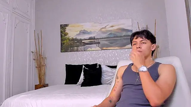 Tyler durten online show from 09-28-25, 03:02